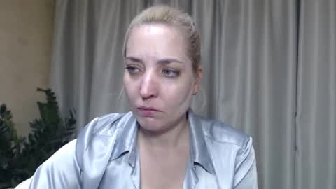 Mari online show from September 19, 6:18 pm