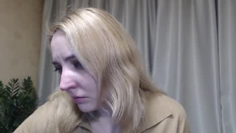 Mari online show from March 10, 5:17 pm