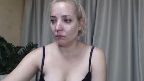 Mari online show from September 10, 5:13 pm