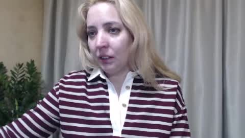 Mari online show from April 15, 3:23 pm