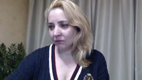 Mari online show from April 4, 3:33 pm