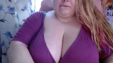 Olivia Gold online show from December 12, 6:57 am