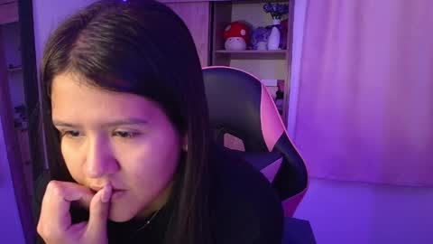 Olivia online show from April 15, 12:49 pm