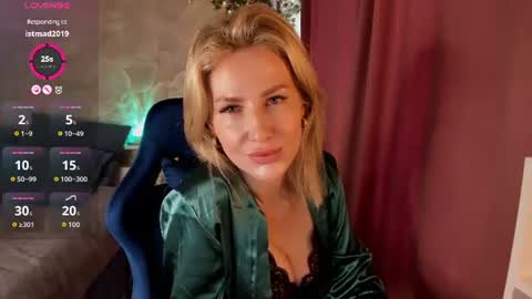 Isabella online show from July 28, 11:28 am
