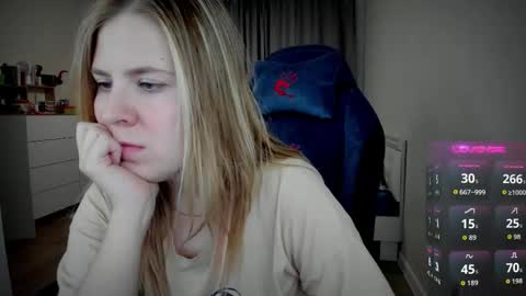 . online show from September 25, 7:40 am