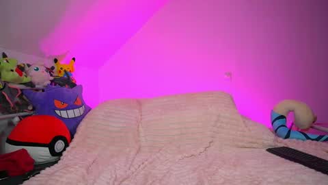 Olivia online show from December 22, 10:35 pm