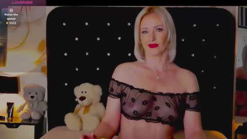 Olivia online show from February 9, 9:28 pm