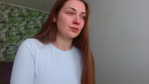 Olivia online show from April 16, 4:35 am