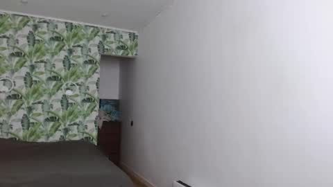 Olivia online show from November 7, 6:52 am