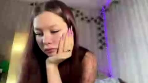 Emma online show from April 12, 7:00 am