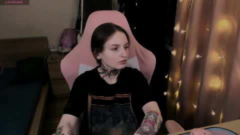 on_yxxx online show from April 2, 8:39 pm