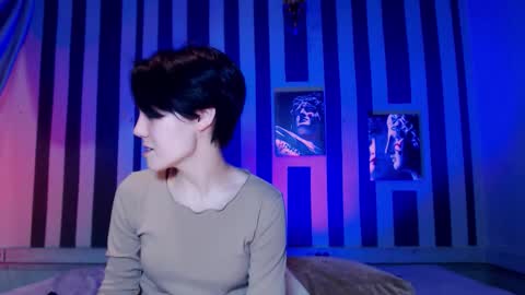 onaloon online show from December 16, 3:56 am