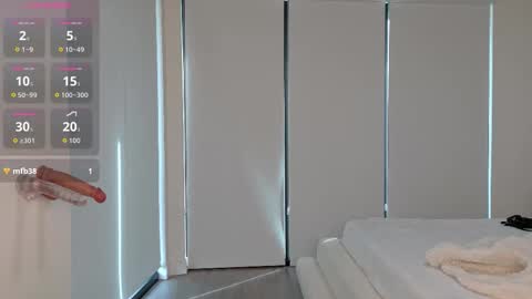 oneandonlytaylorcollins online show from October 22, 10:04 pm