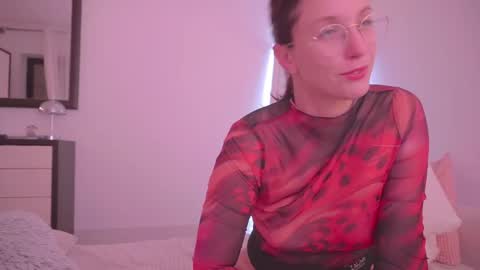 Ariel online show from January 6, 9:51 pm