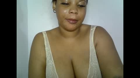 oneofdbestchubbygaloncb online show from April 22, 2:52 am