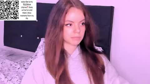 only_sarah1 online show from February 7, 10:41 pm