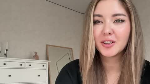 only_this online show from April 13, 9:21 am