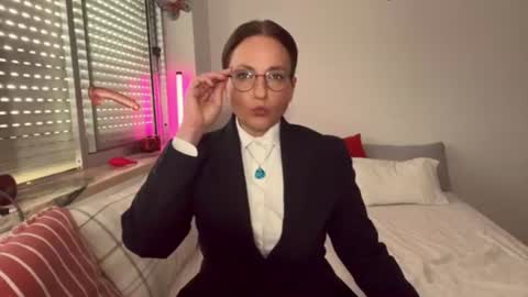 The cutest model on this site online show from June 22, 6:49 pm