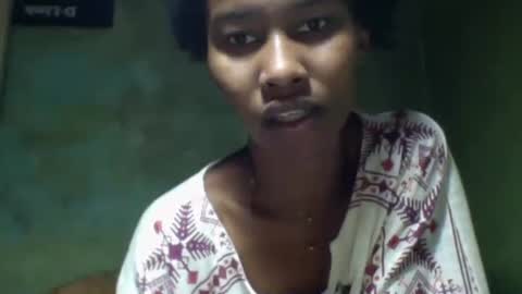 oolyette online show from November 14, 7:52 am