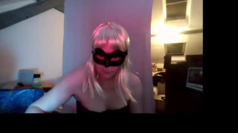 oopsmyass online show from May 24, 9:14 pm