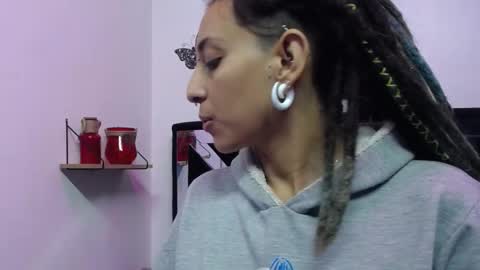 Snapshot of orianna_bodmod chatting on December 13, 8:21 am ORIANNA online show from December 13, 8:21 am