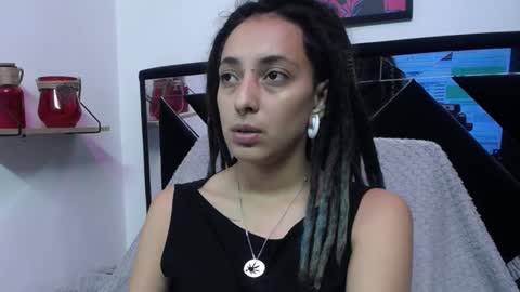 Snapshot of orianna_bodmod chatting on December 14, 11:50 am ORIANNA online show from December 14, 11:50 am