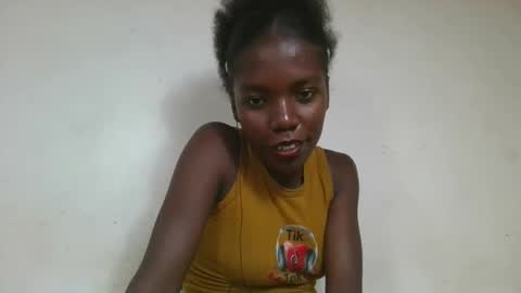 ornellahhh online show from January 31, 7:11 pm