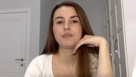 orvaline online show from April 15, 6:19 pm