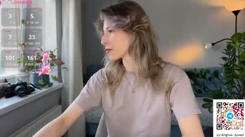 Anne online show from July 18, 11:57 am