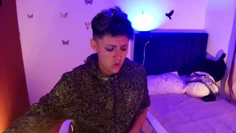 Fernanda online show from November 25, 8:05 am