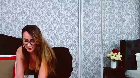 Snapshot of pamandrews chatting on October 15, 8:00 pm Pam online show from October 15, 8:00 pm