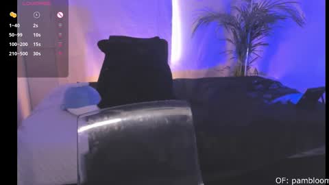     online show from October 25, 9:32 pm