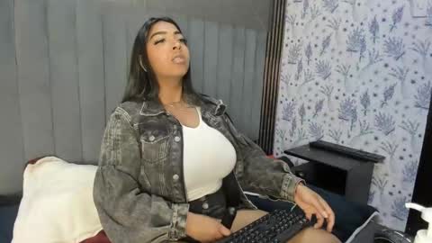 pamela williams1 online show from January 18, 3:08 pm