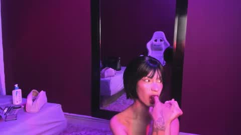  P A M  online show from December 4, 5:10 am