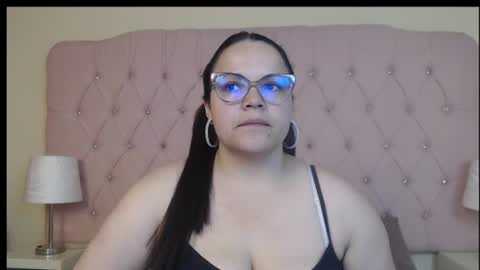 pamelanix online show from August 4, 6:47 pm