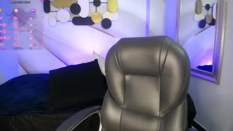 Pamela online show from April 9, 7:19 pm