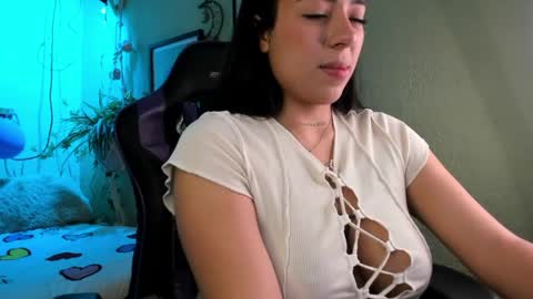 Ana Laura online show from April 11, 3:01 am