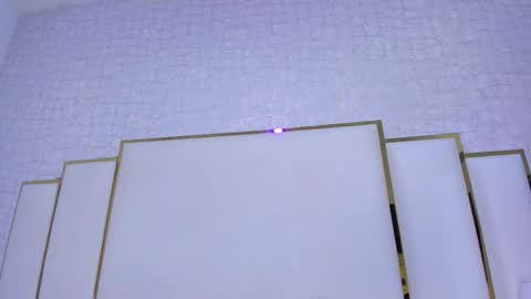 Paola  online show from December 15, 11:59 am