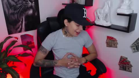 Paris D angelo online show from February 4, 12:19 am