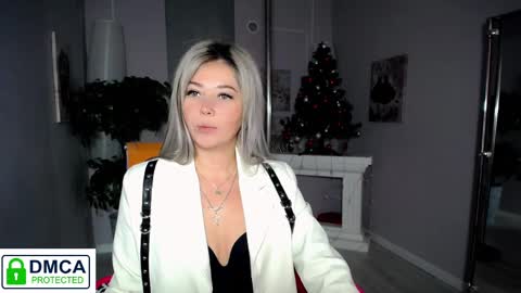 Snapshot of passionate_babe chatting on December 7, 3:04 am I have returned from vacation and I am glad to share my energy and emotions with you online show from December 7, 3:04 am
