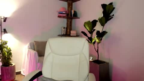    online show from January 17, 4:09 am