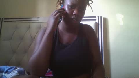 Snapshot of pattiekee chatting on December 6, 3:00 pm pk online show from December 6, 3:00 pm