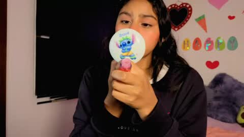 Paula  online show from April 18, 4:04 am