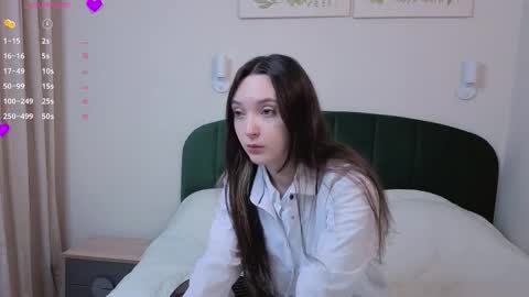 Alice online show from November 5, 6:24 pm