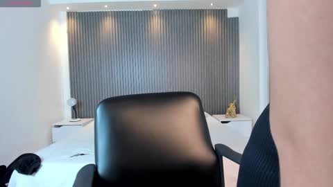 Paulina  online show from January 17, 12:01 pm