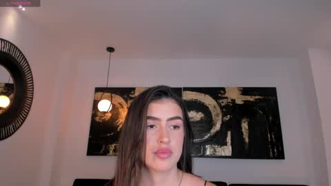 Paulina Santos  online show from April 17, 8:00 pm