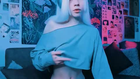 Eva online show from March 17, 10:08 am