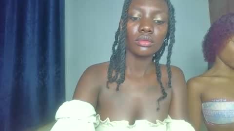 peach_ebonny online show from April 15, 9:26 pm