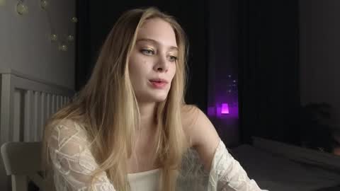 Lexy Peach online show from December 28, 3:59 pm