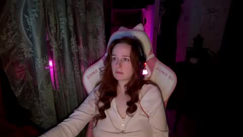 Adelina online show from April 11, 7:45 am